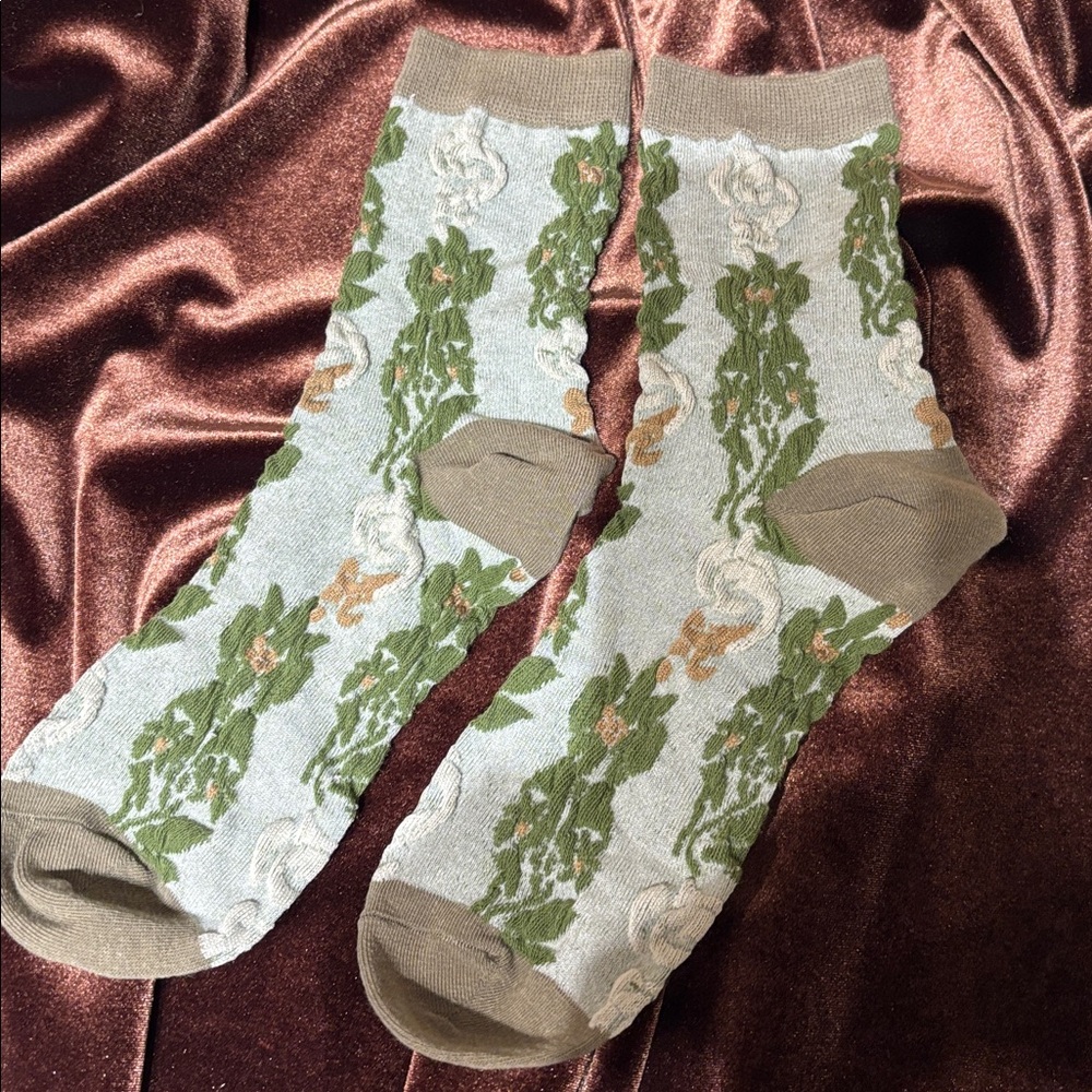 Gifts or Anyone🎁Heritage Garden Classic Cotton Socks